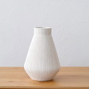jarrón textura blanco
16x18x29cm